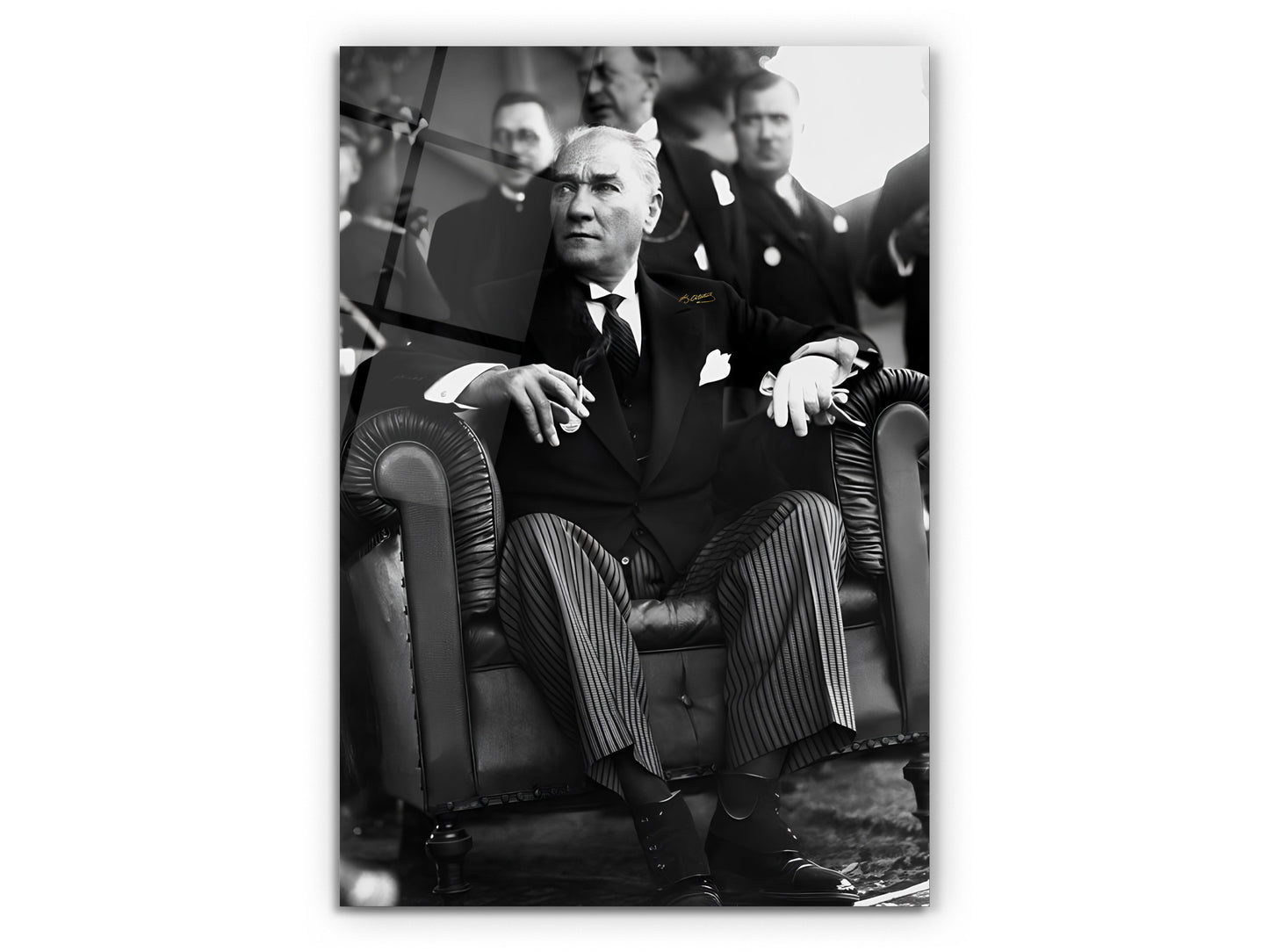 Siyah Beyaz Atatürk Cam Tablo – Nostaljik Atatürk Tablosu - Modern Ev ve Ofis Dekoru