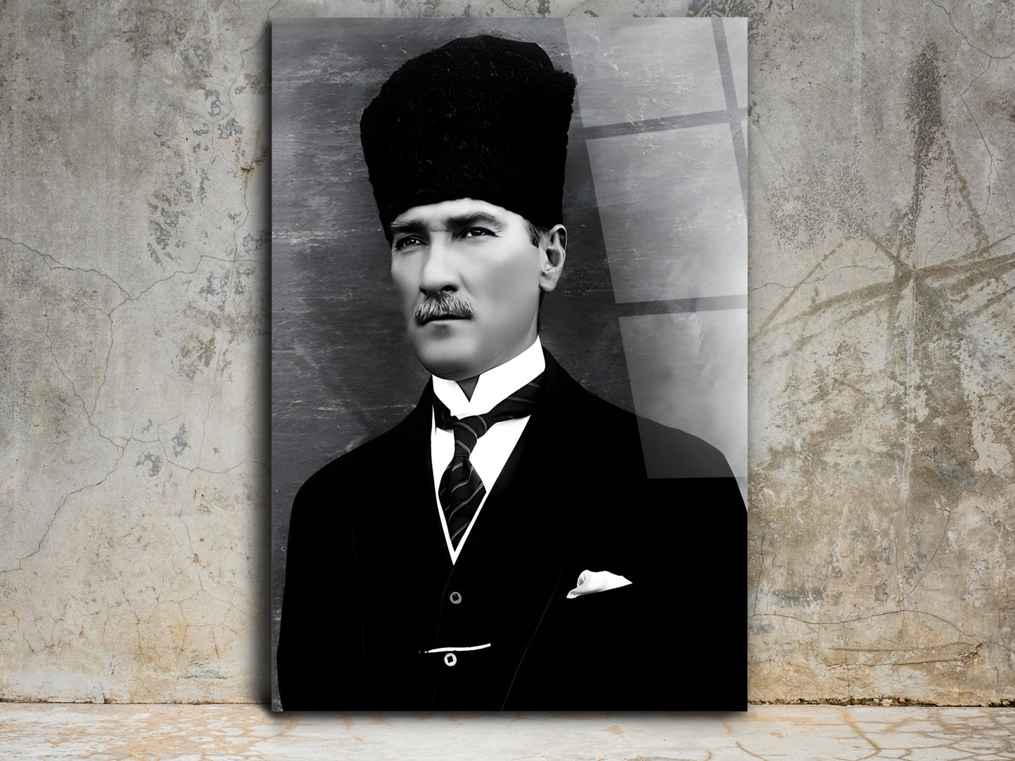 Siyah Beyaz Atatürk Portresi Cam Tablo - Atatürk Tablosu - Modern Ev ve Ofis Dekoru