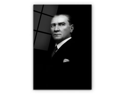 Siyah Beyaz Atatürk Portresi Cam Tablo - Atatürk Tablosu - Gazi Mustafa Kemal Ev ve Ofis Dekoru