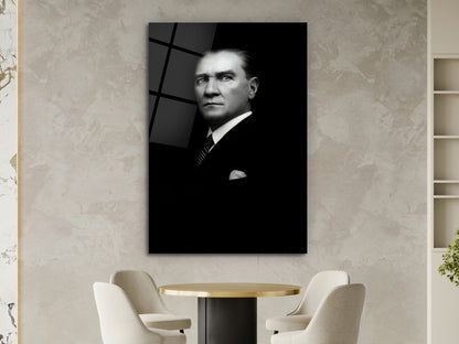 Siyah Beyaz Atatürk Portresi Cam Tablo - Atatürk Tablosu - Gazi Mustafa Kemal Ev ve Ofis Dekoru