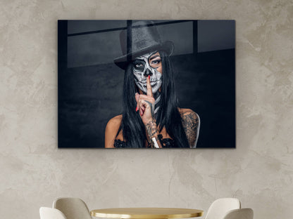 Gotik Tarz Portre Cam Tablo – Modern Dekoratif Ev ve Ofis Tablosu - İskelet Makyajlı Kadın