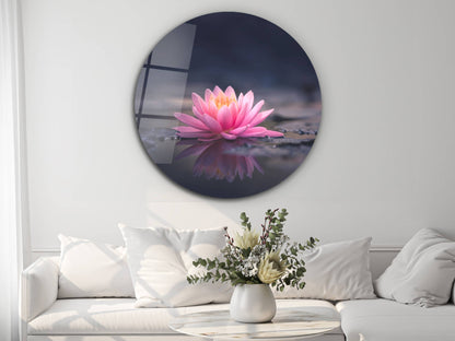 Pembe Lotus Çiçeği Cam Tablo – Yuvarlak Zen ve Doğa Temalı Tablo